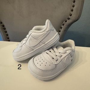Nike force 1 crib bootie size 4